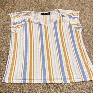 Rafaella size Medium top